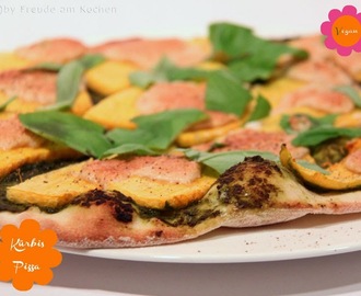 Kürbis Pizza mit Pesto #vegan