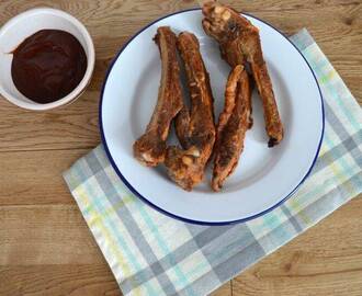 Salt and pepper ribs with barbecue sauce