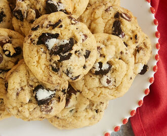 Cookies and Cream Chocolate Chip Cookies - Bake or Break