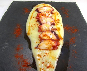 Pulpo a la plancha con crema de patatas y tapita en tempura