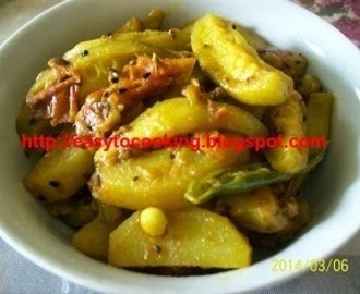 Aloo potoler bhaji/Dry Gherkins curry