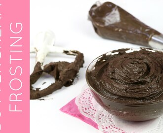THE BEST Chocolate Buttercream Frosting // Lindsay Ann Bakes