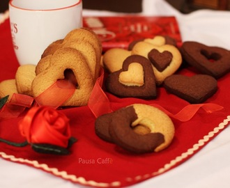 Biscotti abbracci, cuori e coccole: Speciale colazione romantica