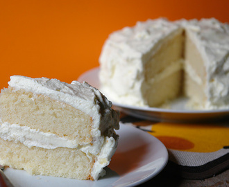 Cakes & Bakes: White velvet cake with creamy mascarpone frosting