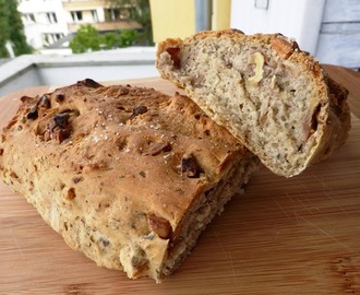 Nuss - Kräuter - Brot