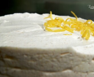 Torta fredda allo yogurt limone, zenzero e cannella dedicata a chi è a dieta