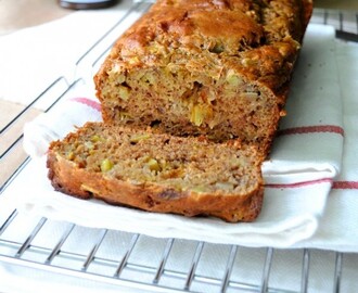 Rhubarb Banana Bread and How to Ripen Bananas in the Oven