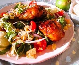 A legjobb karcsúsító étek: Zöld limeos chilis sült csirke, mexikói salátával
