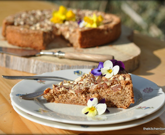Almond Cake with Fleur de Sel - Mandelkuchen mit Fleur de Sel