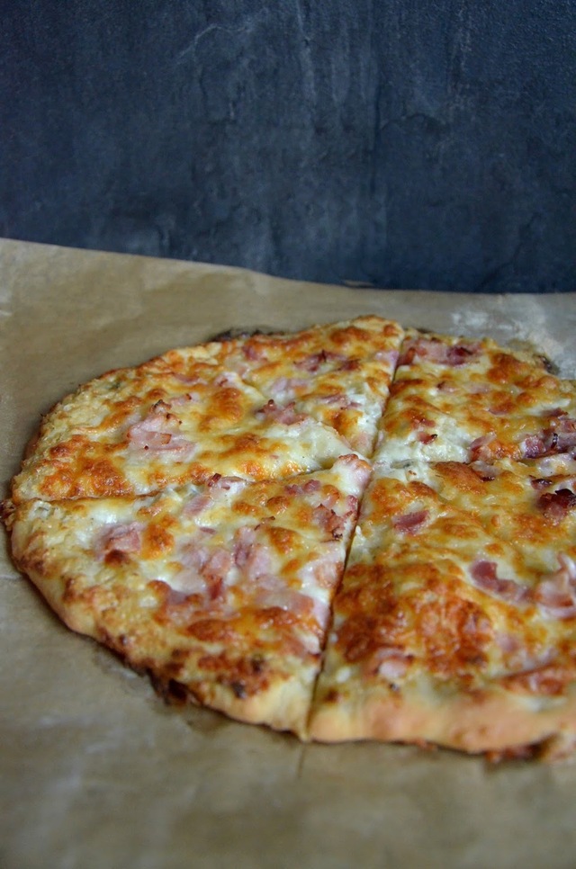 Pizza z biaÅ‚ym sosem, pizza carbonara