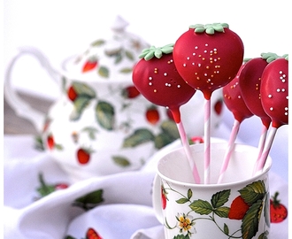 Erdbeer Cakepops