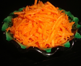 Salade de carottes au jus d'orange et au cumin de Marrakech ( de Cyril Lignac )