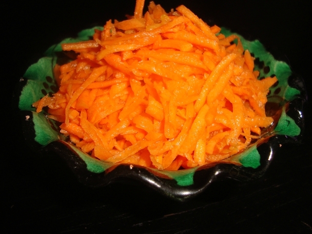 Salade de carottes au jus d'orange et au cumin de Marrakech ( de Cyril Lignac )