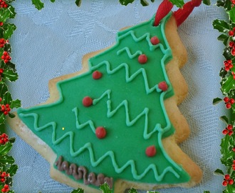 Ricetta biscotti ad albero di Natale fatti in casa