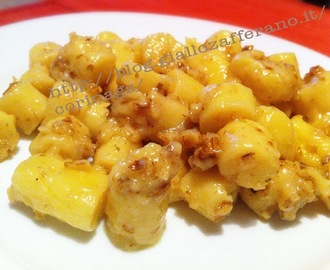 Gnocchi con formaggio,miele e noci|Ricetta primo piatto