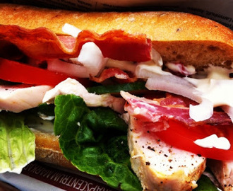 Club Sandwich i ciabattaform är bra picknickmat!
