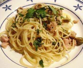 Espaguetis atún y aceitunas – Spaghetti tonno e olive