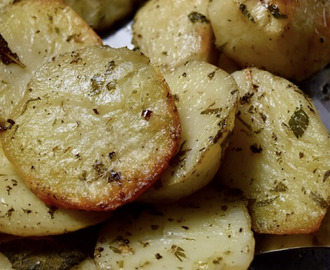 Crispy Italian Oven Roasted Garlic Potatoes