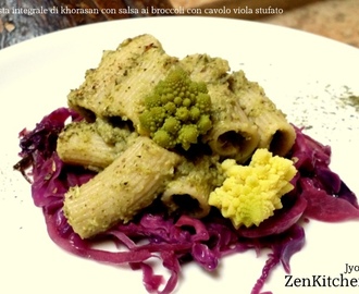 Pasta di khorasan con broccoli romani e cavolo viola stufato