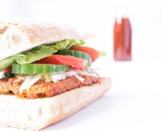 veganes Sandwich mit selbstgemachter BBQ-Soße