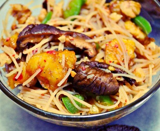 Cold Asian Noodle Salad With Chilli & Pineapple
