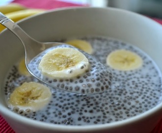 Chia Pudding - gesundes Frühstück über Nacht