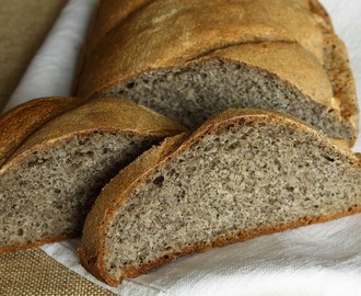 Pane con lievito madre alla farina di grano saraceno con autolisi