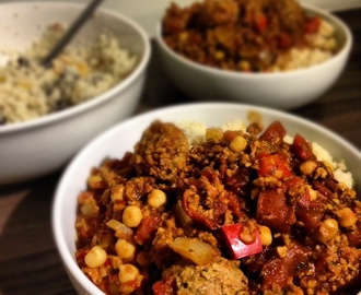 Moroccan Non-Meat Balls with Fruity Couscous