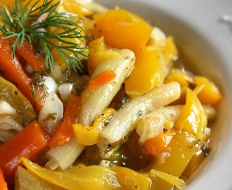 Potrawka warzywna z fasolką szparagową i papryką