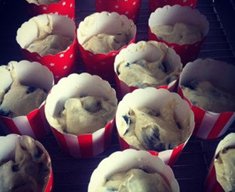 Super luftige blåbær/chokolade muffins