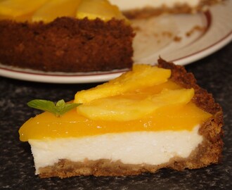 Tarta de mango y requesón