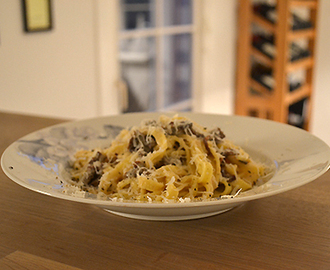 Frisk pasta med kantareller og fløde