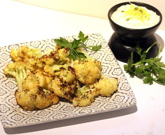 Geroesteter Blumenkohl mit Kaesedip – Roasted Cauliflower with Cheese Dip