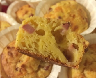 Muffin salati con gruviera e würstel |dal mio blog