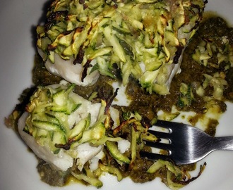 Secondi piatti: Filetto di merluzzo in crosta di zucchine su salsa verde