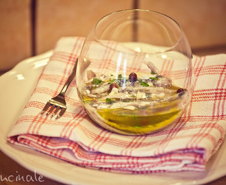 I piatti tipici della tradizione Gaetana: alici marinate