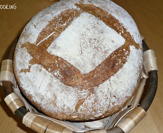 Pan de centeno con masa madre de Wholekitchen