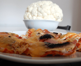 Pizza na cieście kalafiorowym – zdrowy pomysł na niskokaloryczny obiad
