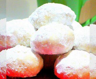 Snow balls - Our family favourite biscuit
