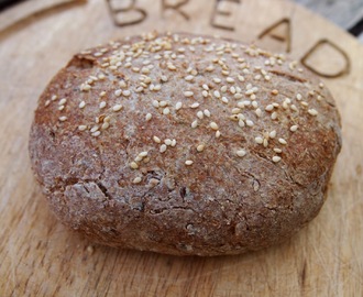 Domowy chleb z ziarnami - bez zakwasu i śniadaniowy misz-masz