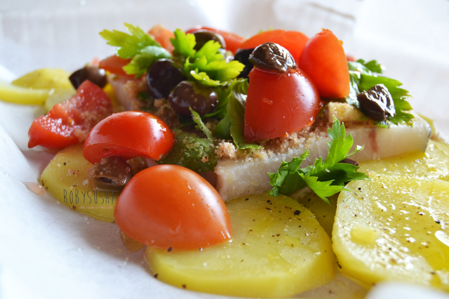 Pesce spada con patate pomodorini e olive taggiasche: light ma con gusto