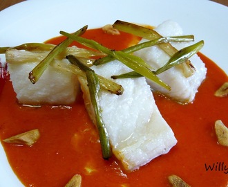 Bacalao confitado con salsa de piquillos (Microondas)