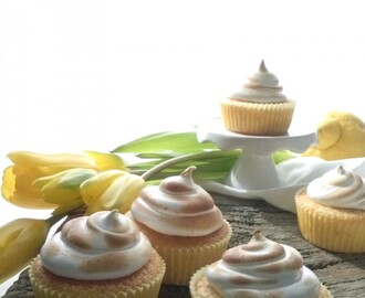 Cupcakes Lemon Meringue e 2 anni di Blog