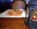 La ricetta di Leyla, czyli spaghetti z pomidorkami koktajlowymi i tuńczykiem