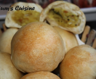 Aloo Buns - Potato stuffed buns