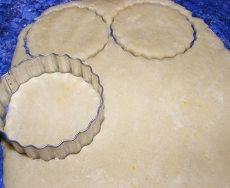 Ciasteczka cytrynowe i makowiec krucho - drożdżowy Ewy Wachowicz