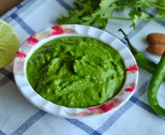 Green Chutney  -  Coriander Chutney for Chaat Recipes