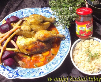 kurczak marynowany masłem czosnkowym,przyprawami pieczony z cukinią podany z ryżem z parowara czyli Pudliszki – pomidorowe inspiracje – kurczak