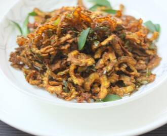 Crispy Fried Bitter Gourd (Pavakkai) With Curry Leaves