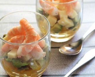 13 deliciosas recetas saladas en vasito para servir en la cena de fin de año